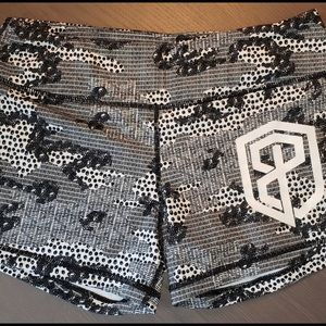 Born Primitive EUC Booty Shorts Sz M